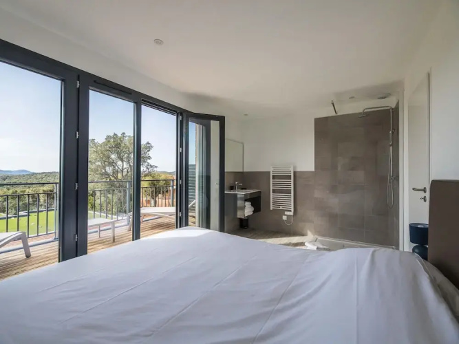 Small Villa With Private Pool, Residence Les Terrasses D'arsella, Porto-vecchio