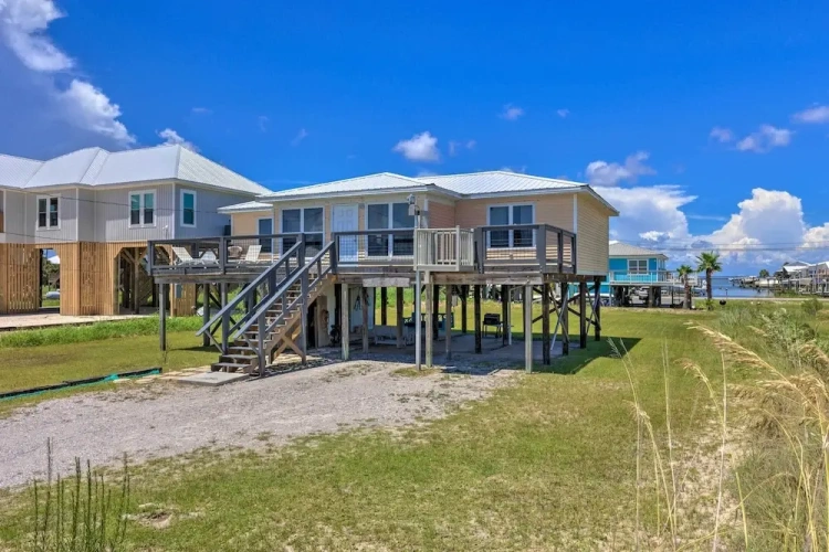 3 Bedrooms Cottage