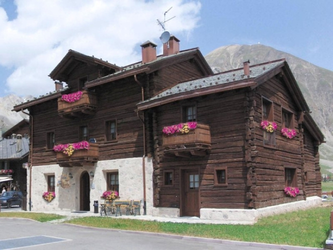 Garni Cecilia