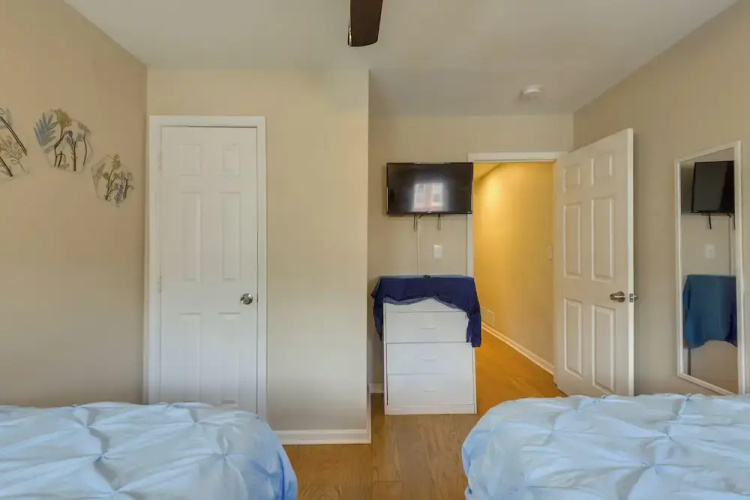 Baltimore Townhome Near Oriole Park w/ A/c!