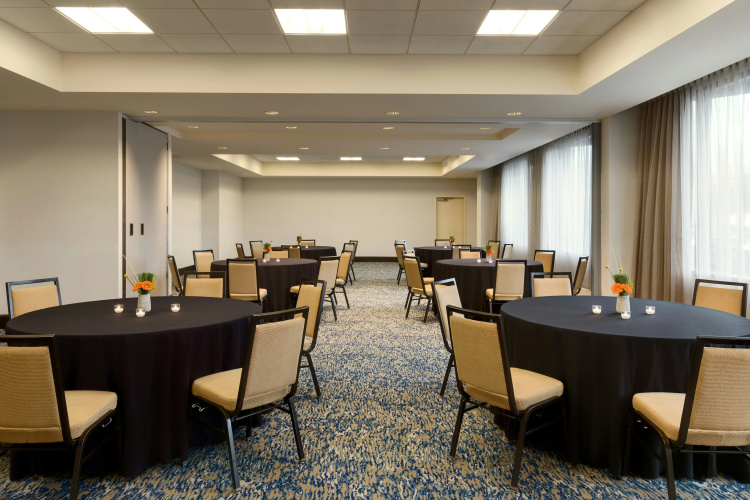 Embassy Suites by Hilton Boston Waltham photo 21