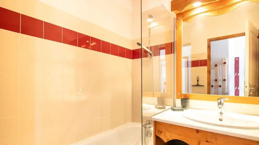 Apartment for 6 Guests, Chamrousse