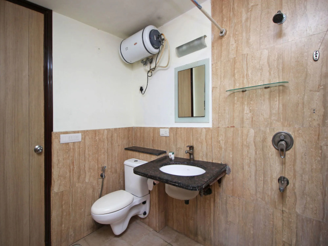 Merriment Hotel Sec 31 by OYO