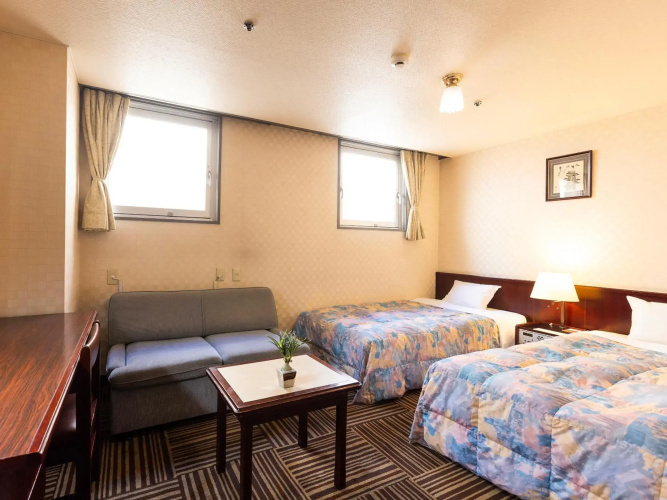 Nagoya Crown Hotel