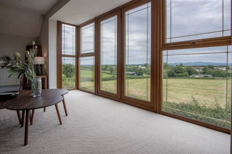 4 Bedrooms Cottage