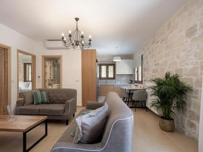 Apartment with mountain view