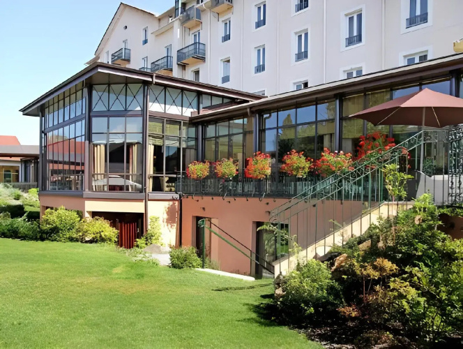 Le Grand Hotel Spa Et Son Chalet - Gérardmer