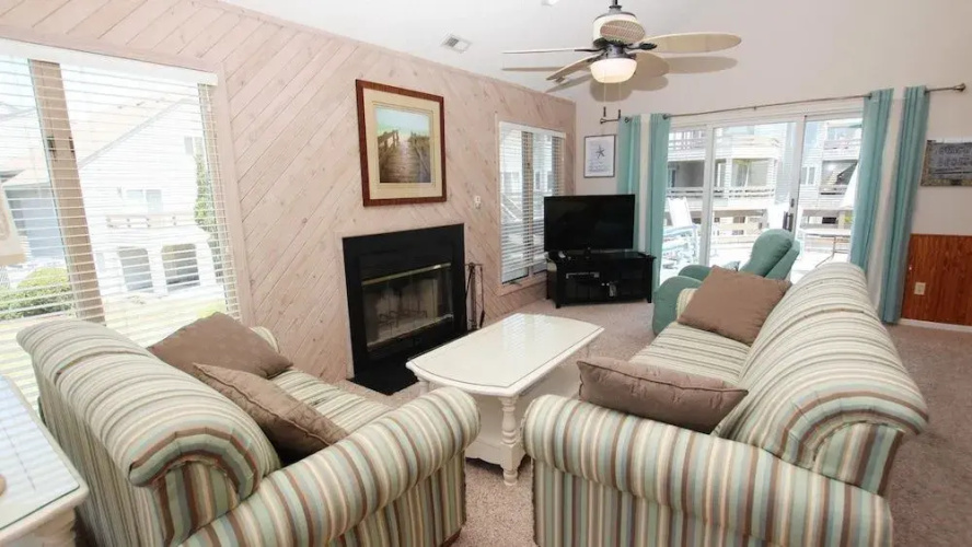 The Lush Life - 4 Br Home