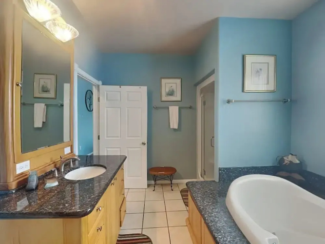 Blue Moon by Ryson Vacation Rentals