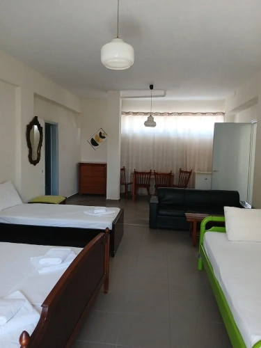 Standard Quadruple room with balcony and with courtyard view