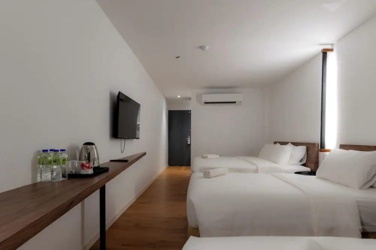 Deluxe Quadruple room
