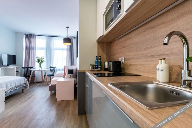 7 Continents Apartments