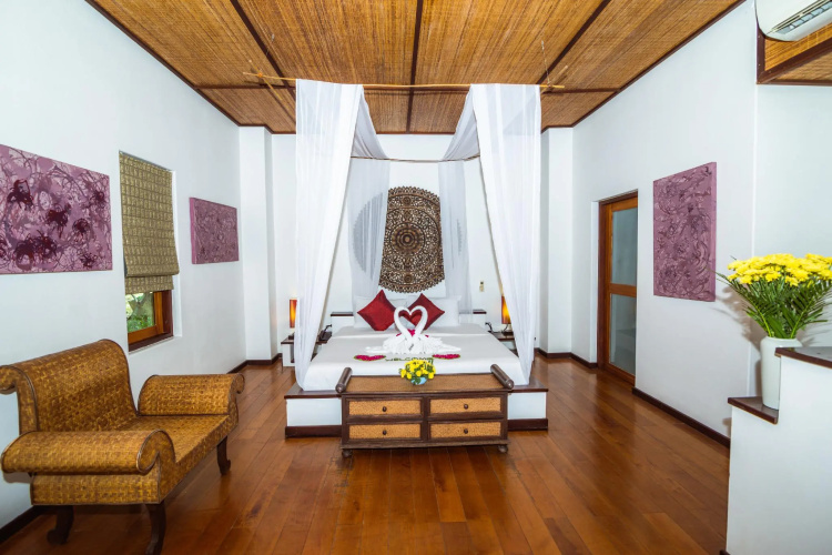 Saboey Resort & Villas