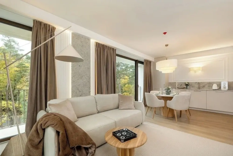 2 Bedrooms Deluxe Apartment