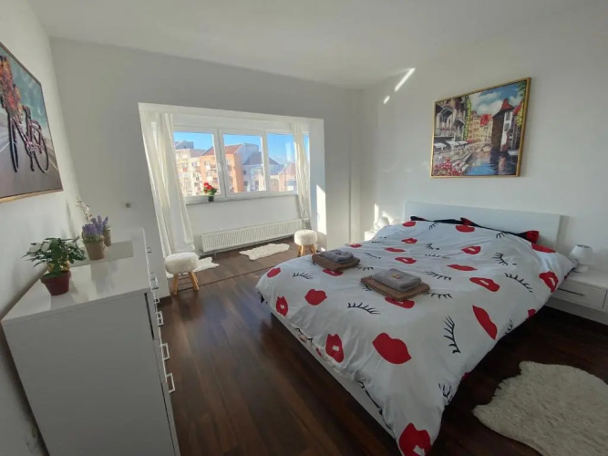 Luxury Apartament Intim Area