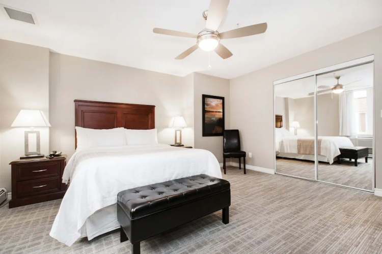 Canterra Suites Hotel