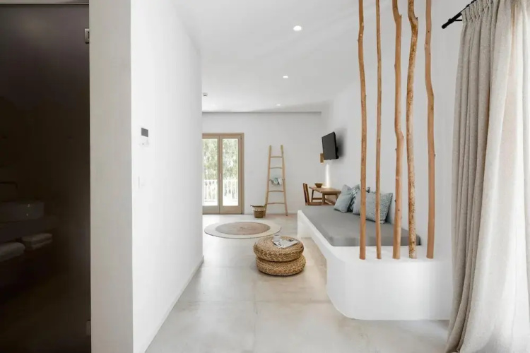 Arco Solium Suites Milos Superior Suite