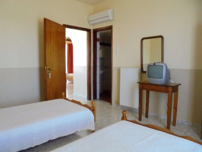 Ataviros Hotel
