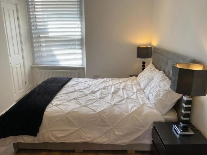 The Maureen Suite