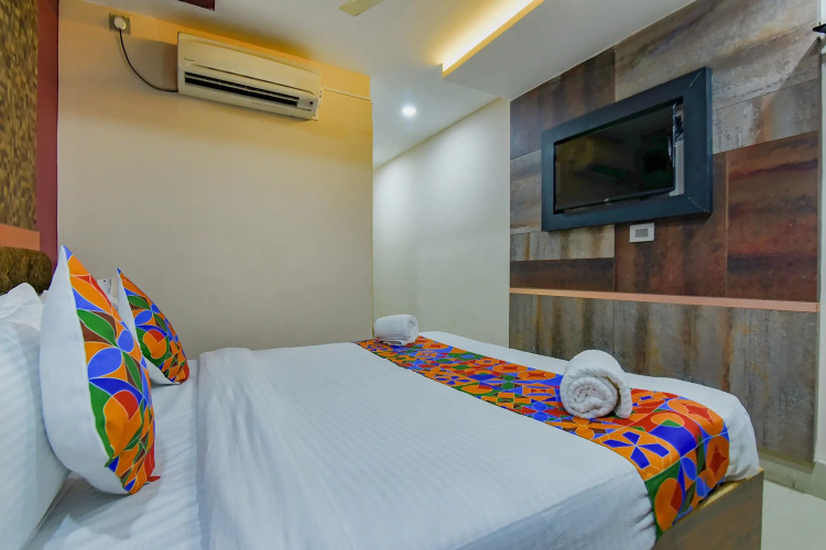 Fabhotel Middleton Desire
