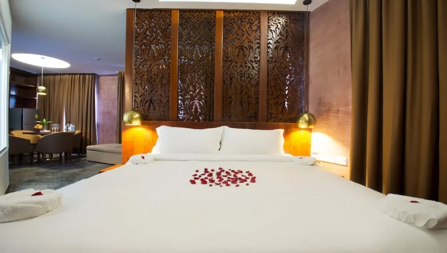 Executive Suite with river view