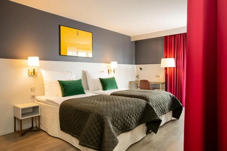 Superior Twin room