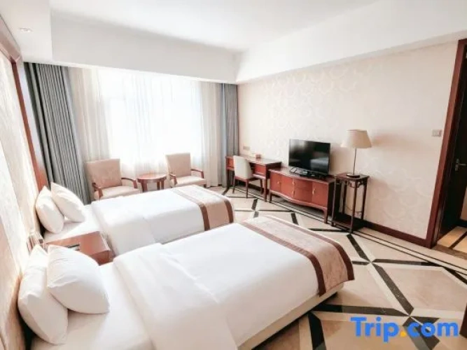 Quadruple Suite