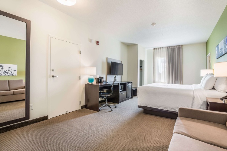 Guest rooms