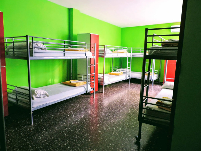 Onefam Les Corts Hostel