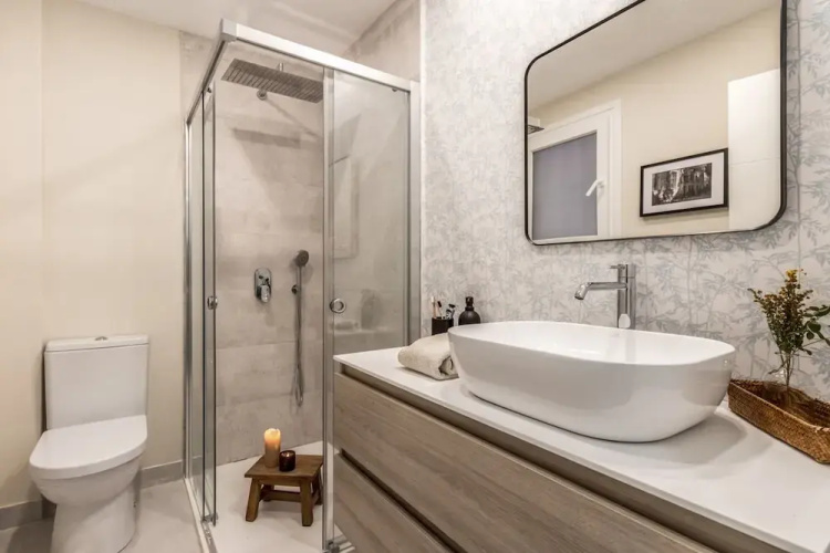 Andujar - 3 Bedrooms in Trafalgar