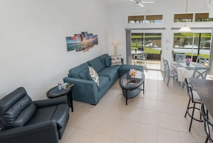 2 Bedrooms Cottage