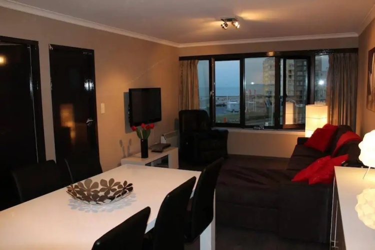 Hydro Palace - Stylish Charming Apartment With s