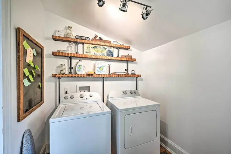 Historic 'watson' Brick House w/ Private Deck!