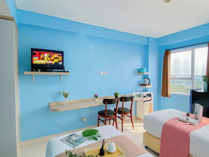 Blue Accent Studio (No Kitchen) At Elvis Tower Apartment