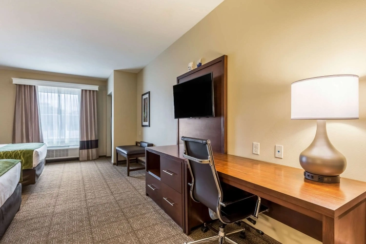 Quadruple Suite