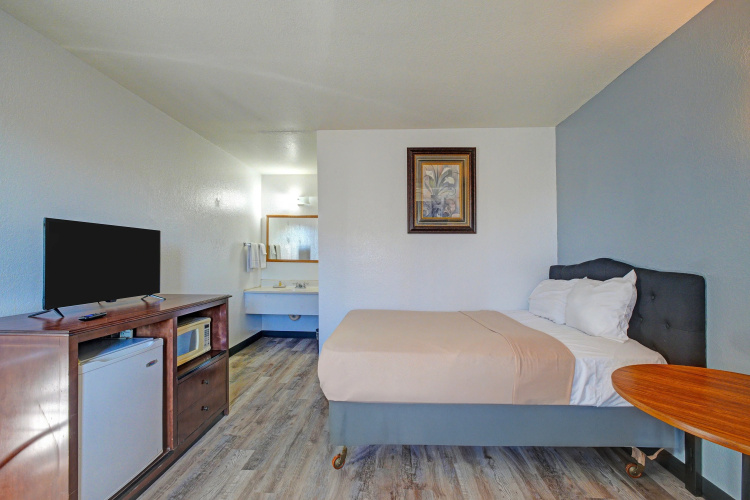 Motel 10