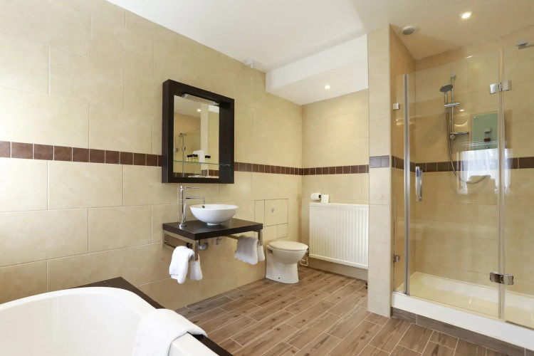 Amadis Bed  Breakfast