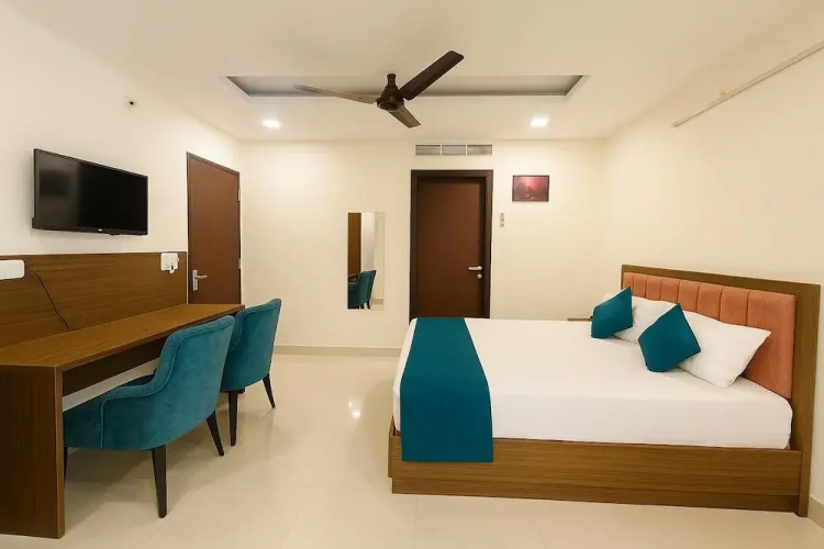 Hotel The Heights