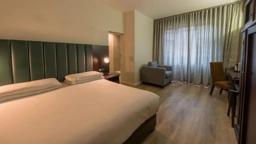 Executive Double Suite