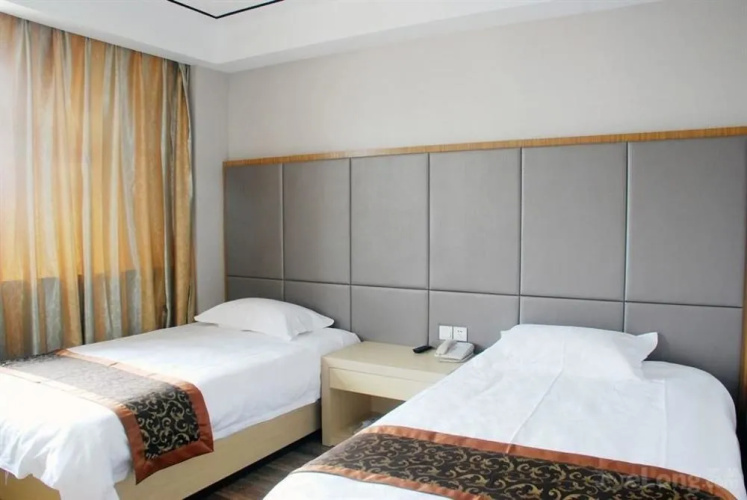 Harbin Zhuolin Hotel