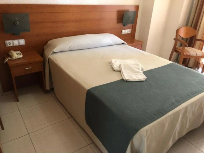 Standard Single room