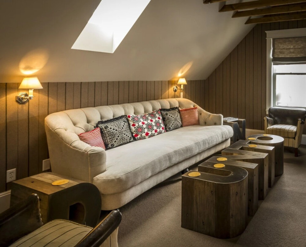 Dunton Town House