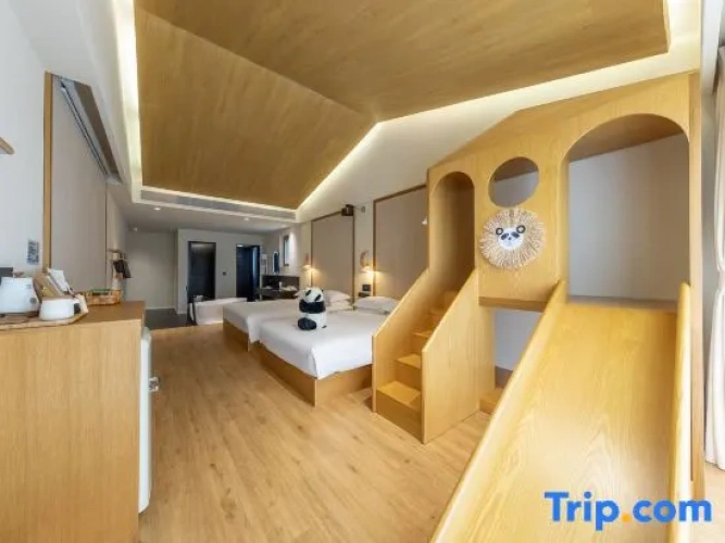 Standard Family room