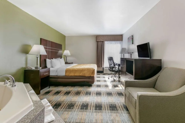 Quality Inn