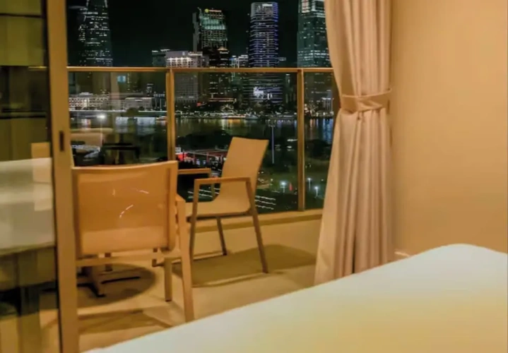 3 Bedrooms Family Club Suite with city view