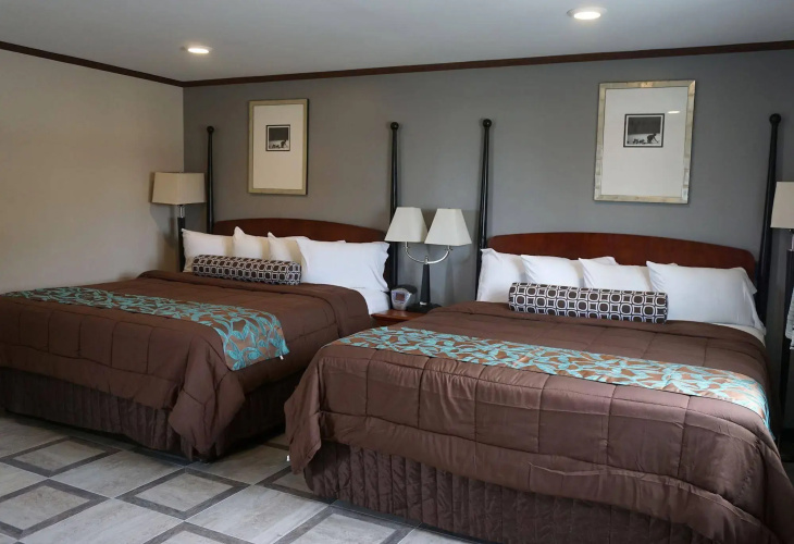 Beachside Resort