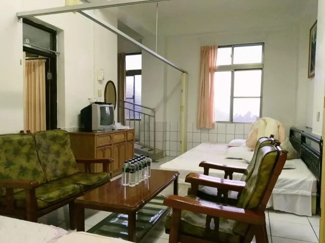 Qun Feng Hotel
