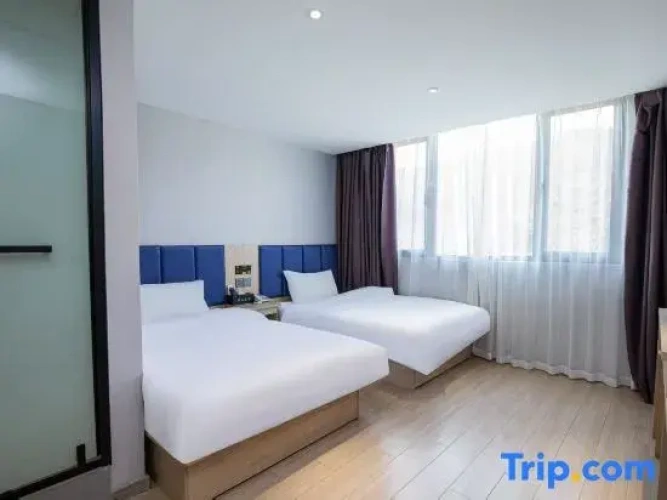 Premium Twin room