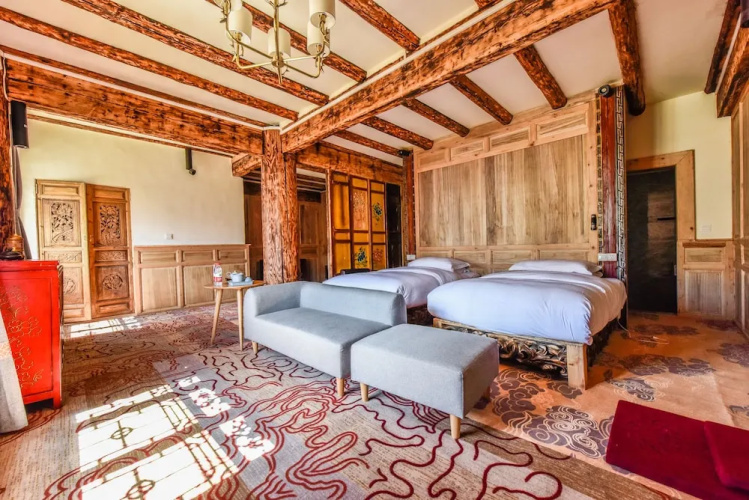 Herland Inn