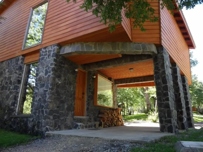 3 Bedrooms Bungalow
